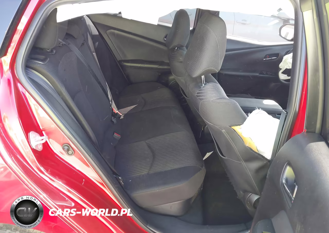 2018 Toyota Prius Two VIN:JTDKBRFU0J3598236 - 8