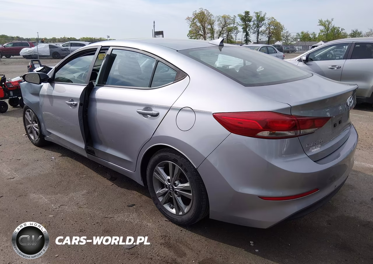 2017 Hyundai Elantra Value Edition VIN:5NPD84LF0HH186994 - 3