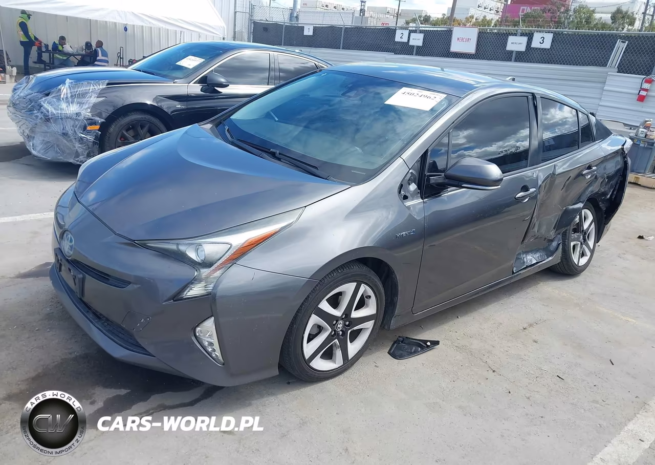 2016 Toyota Prius Three Touring VIN:JTDKARFU8G3011003 - 2