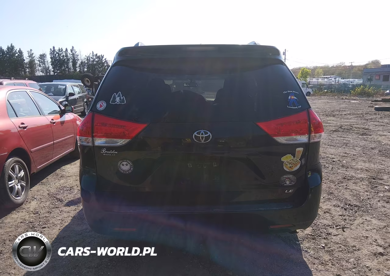 2012 Toyota Sienna Le V6 8 Passenger VIN:5TDKK3DC4CS253591 - 17
