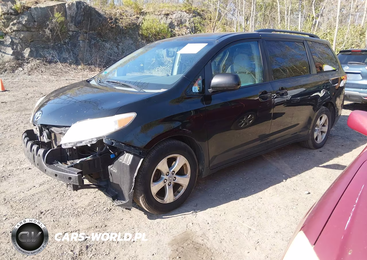 2012 Toyota Sienna Le V6 8 Passenger VIN:5TDKK3DC4CS253591 - 2