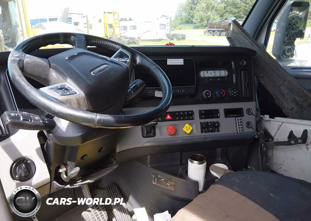 2022 Freightliner New Cascadia 126 VIN:3AKJHHDR9NSNE9571 - 7