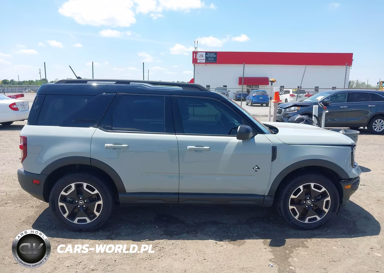 2021 Ford Bronco Sport Outer Banks VIN:3FMCR9C67MRB14165 - 13