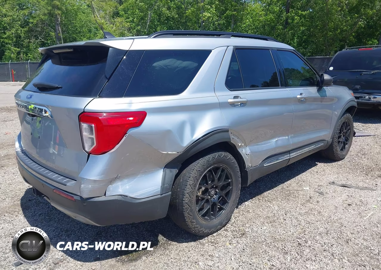 2021 Ford Explorer Xlt VIN:1FMSK7DH3MGC04697 - 4