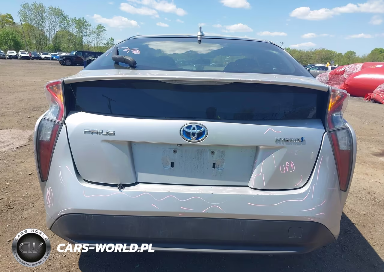 2016 Toyota Prius Two VIN:JTDKBRFU6G3010977 - 16