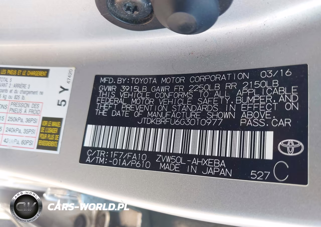 2016 Toyota Prius Two VIN:JTDKBRFU6G3010977 - 9