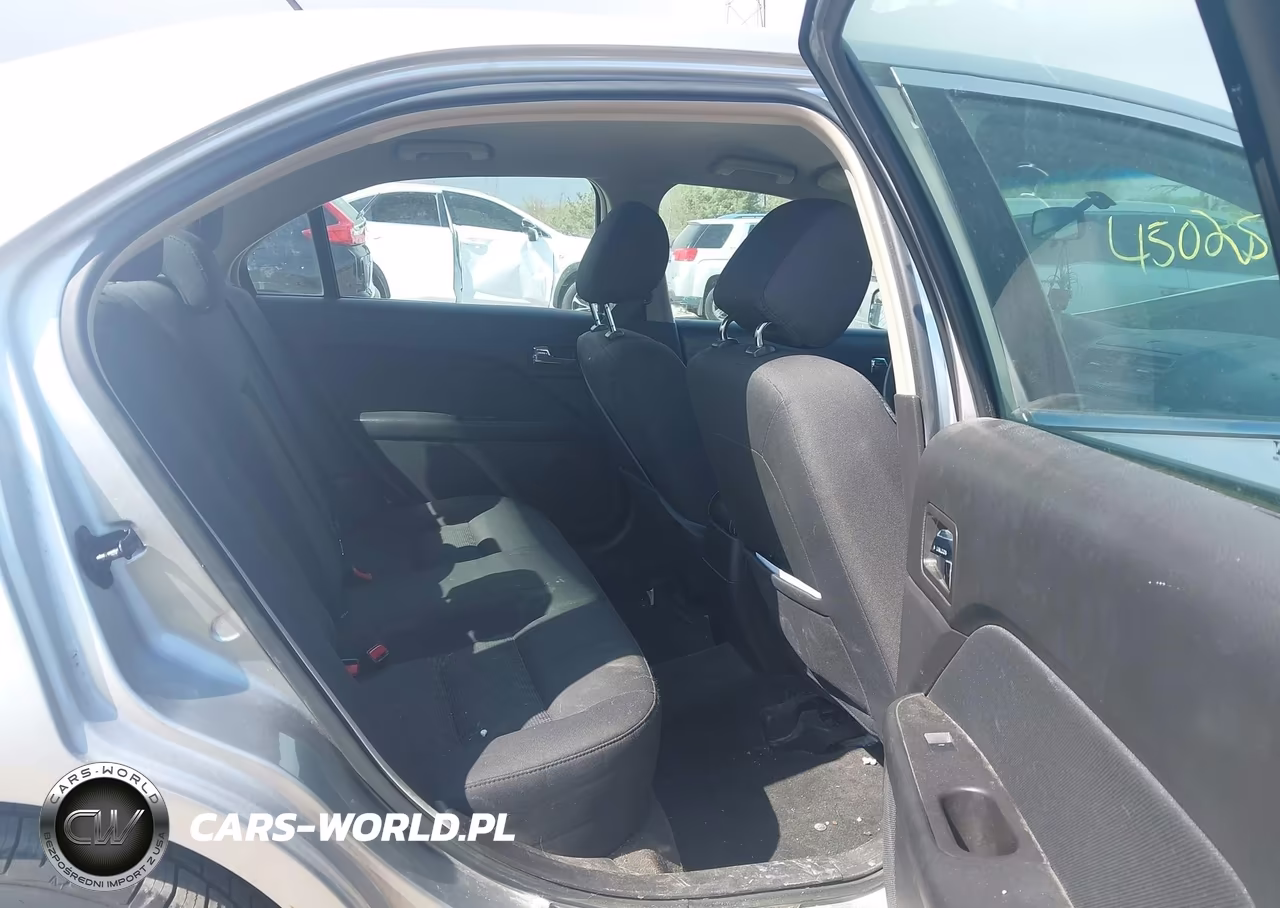 2012 Ford Fusion Se VIN:3FAHP0HA1CR391164 - 8