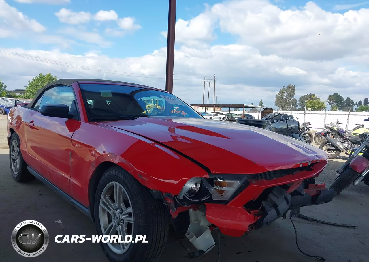 2012 Ford Mustang V6