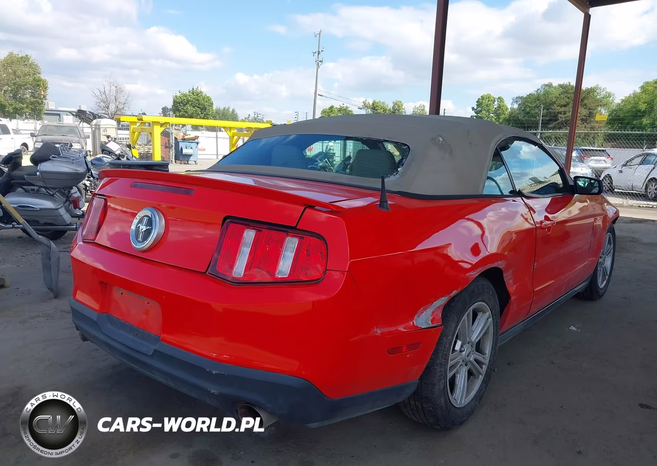 2012 Ford Mustang V6 VIN:1ZVBP8EM3C5201684 - 4