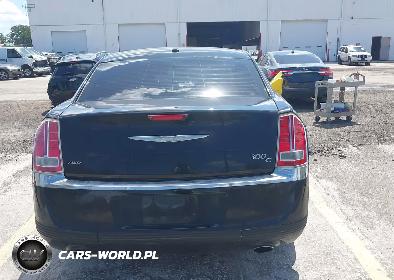 2014 Chrysler 300C Awd VIN:2C3CCAKG1EH383362 - 16