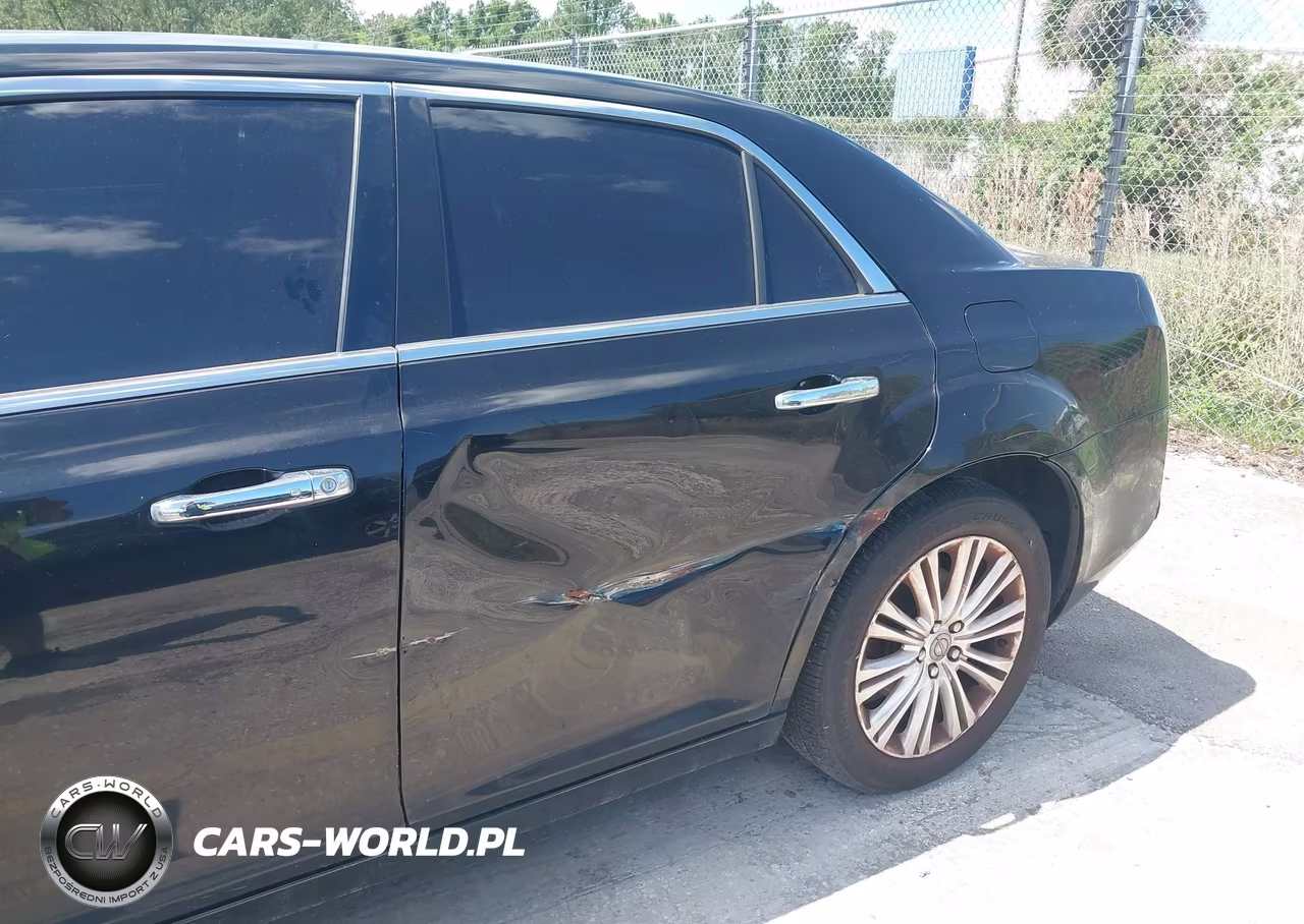 2014 Chrysler 300C Awd VIN:2C3CCAKG1EH383362 - 6