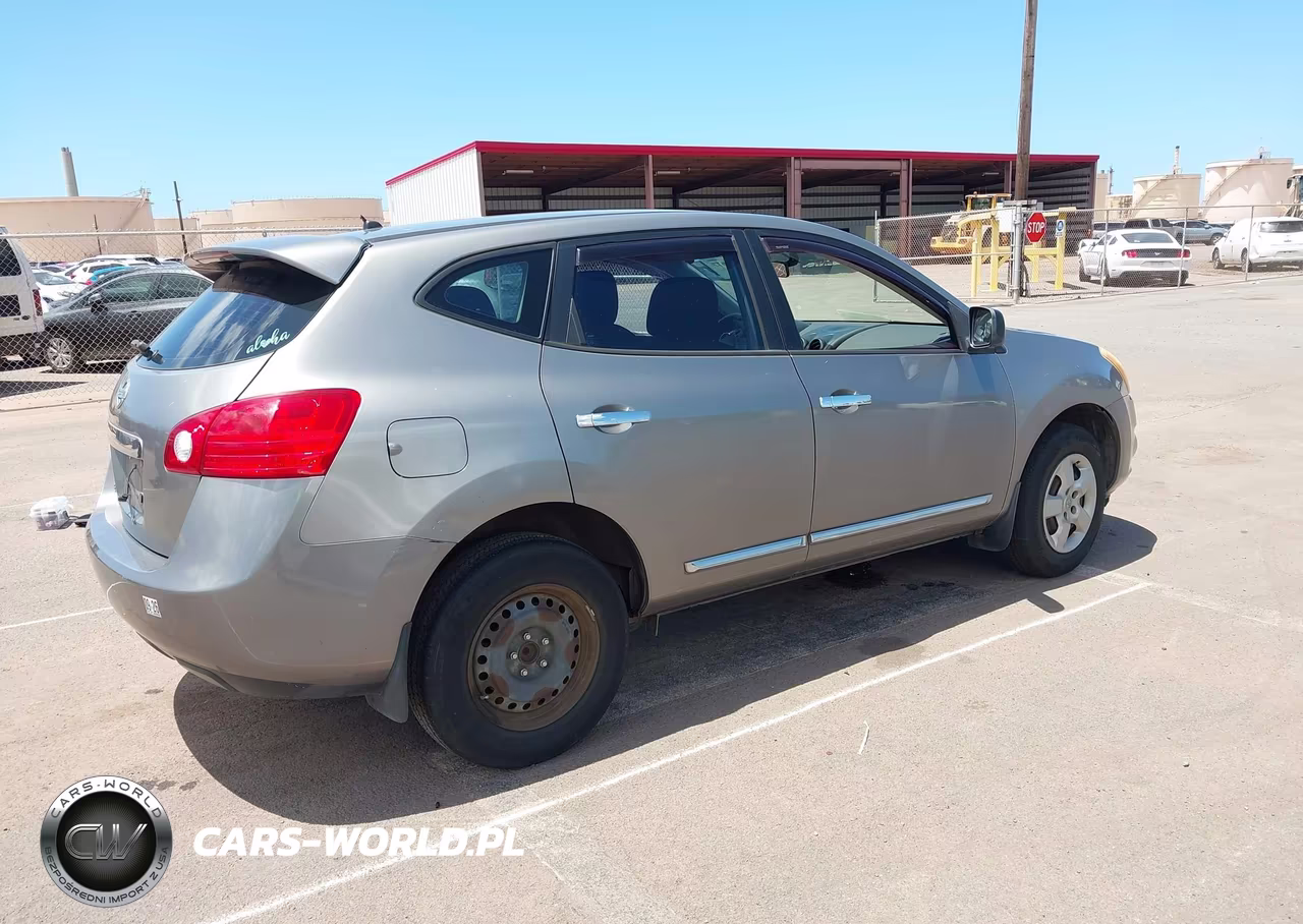 2013 Nissan Rogue S VIN:JN8AS5MT5DW035821 - 4