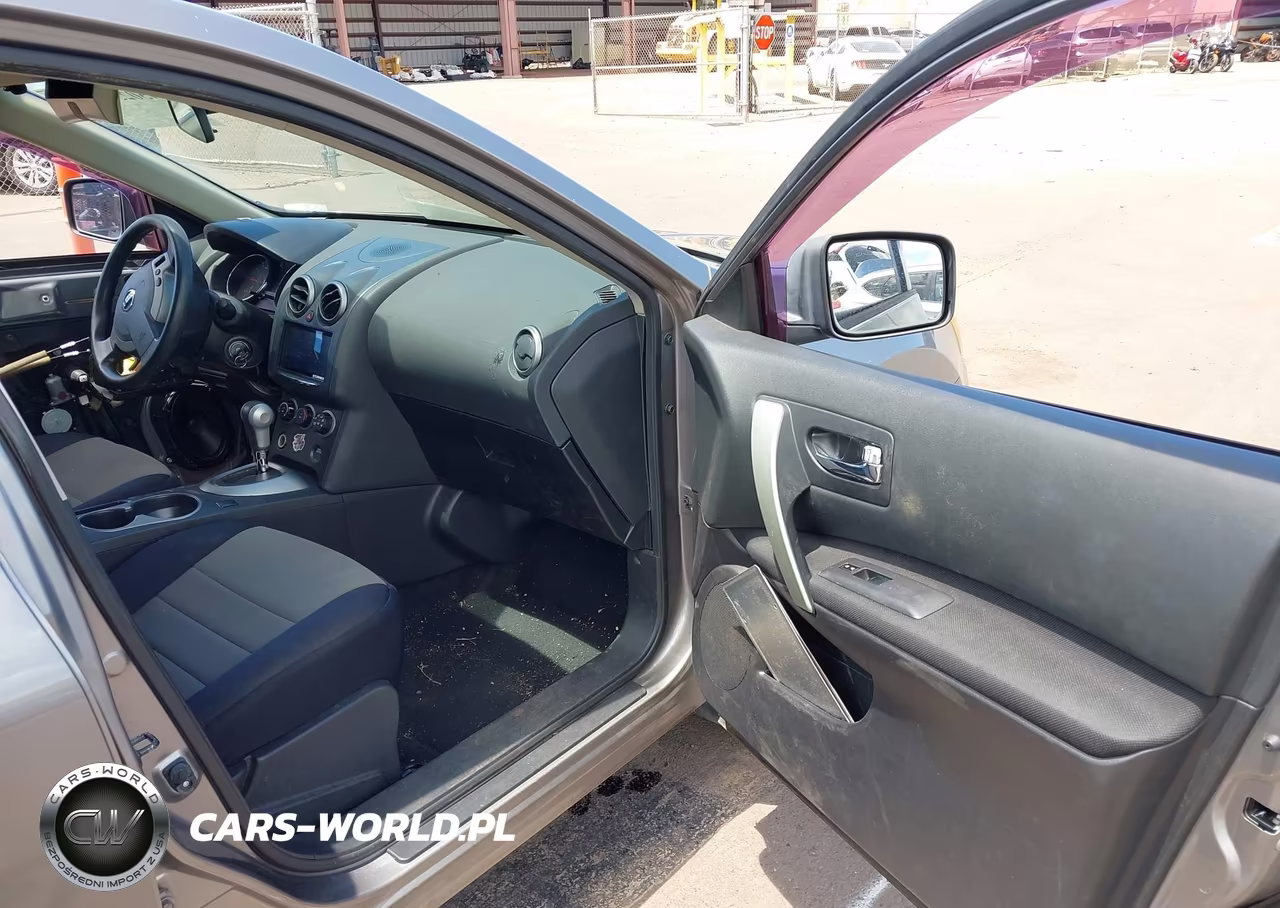 2013 Nissan Rogue S VIN:JN8AS5MT5DW035821 - 5