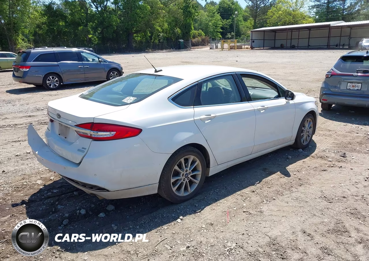 2017 Ford Fusion Se VIN:3FA6P0HD8HR218525 - 4