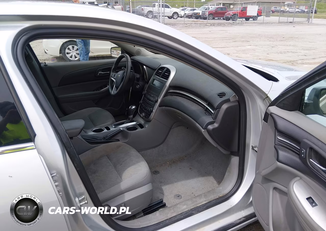 2014 Chevrolet Malibu 1Ls VIN:1G11B5SL1EU152283 - 5
