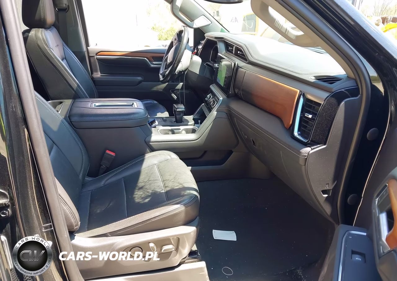 2022 GMC Sierra 1500 Denali VIN:3GTUUGED0NG650699 - 5
