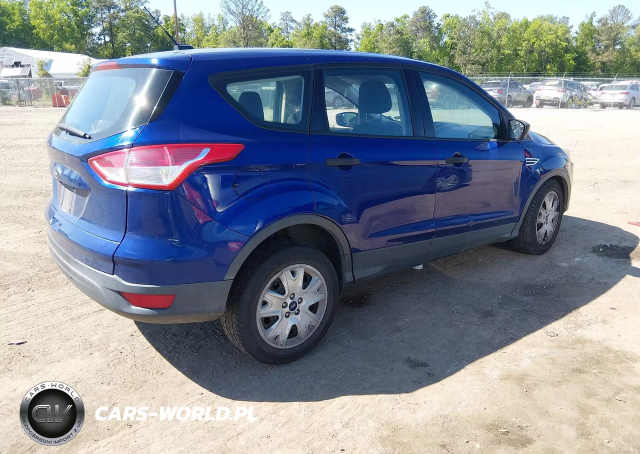 2016 Ford Escape S VIN:1FMCU0F70GUC20792 - 4
