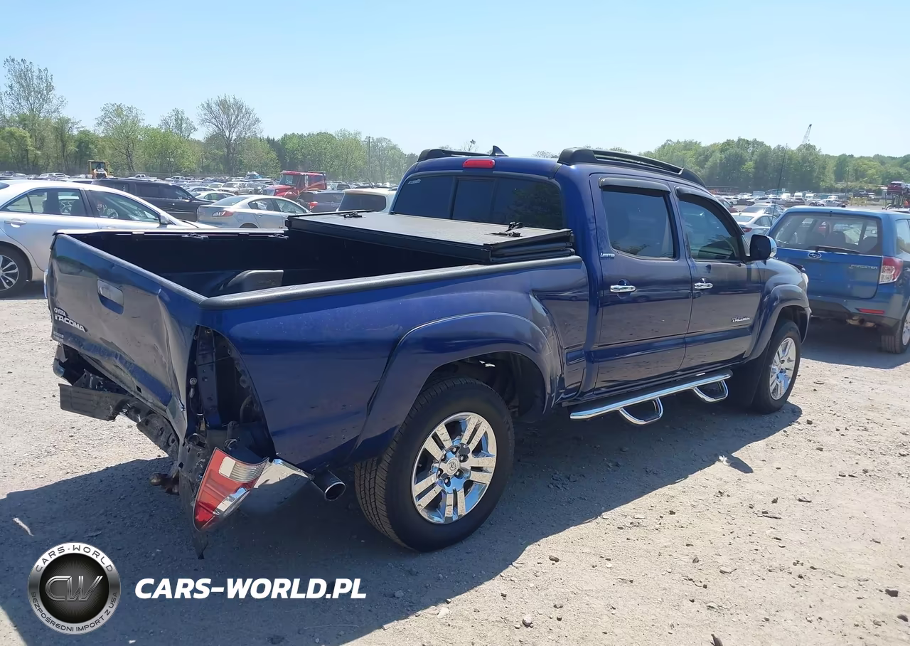 2015 Toyota Tacoma Base V6 VIN:3TMMU4FN1FM080169 - 4