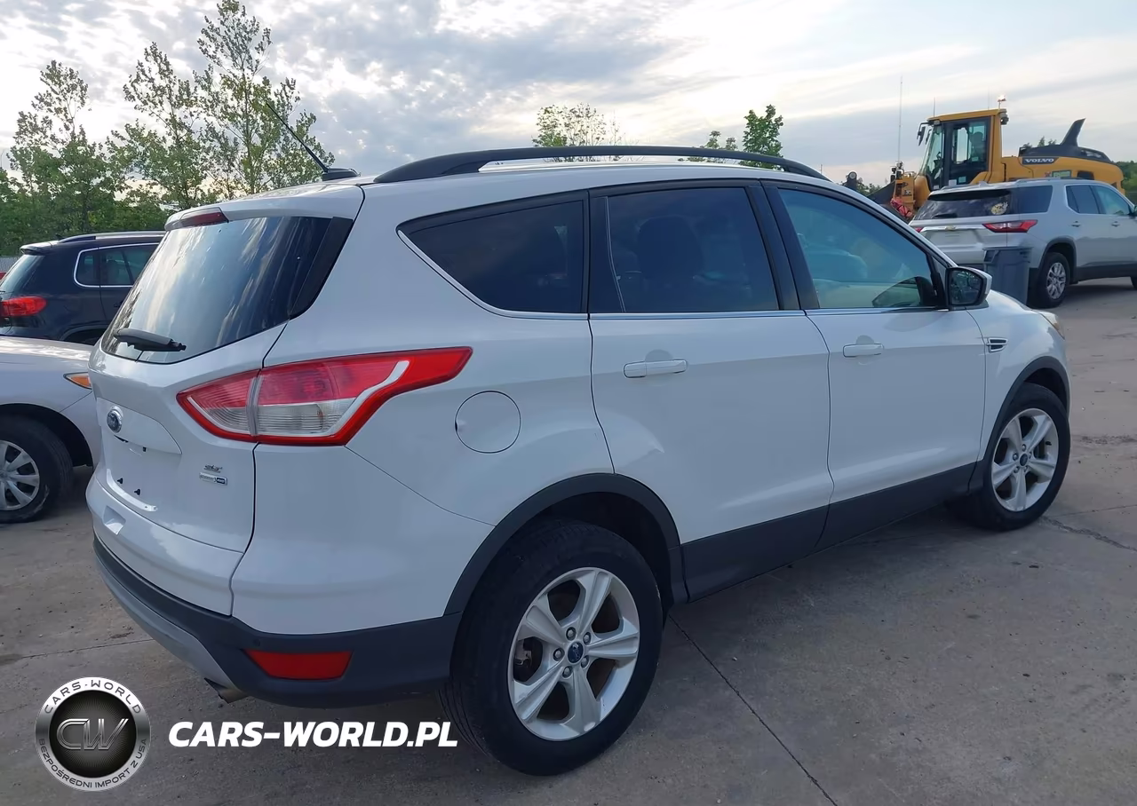 2015 Ford Escape Se VIN:1FMCU9GX9FUC80877 - 4