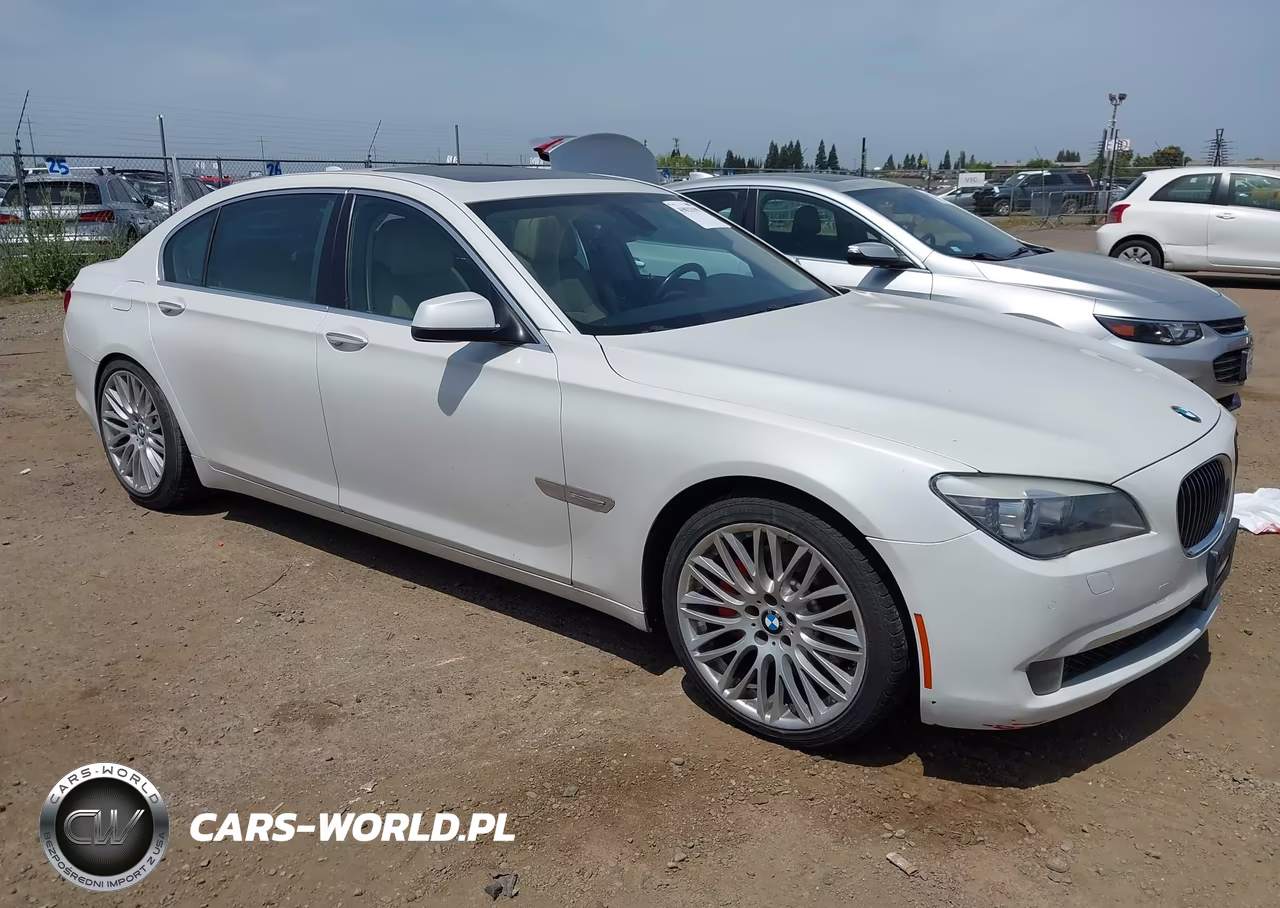 2012 BMW 750Li