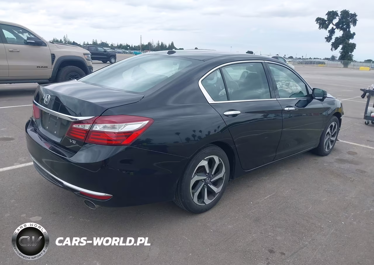 2017 Honda Accord Ex-L V6 VIN:1HGCR3F89HA032146 - 4