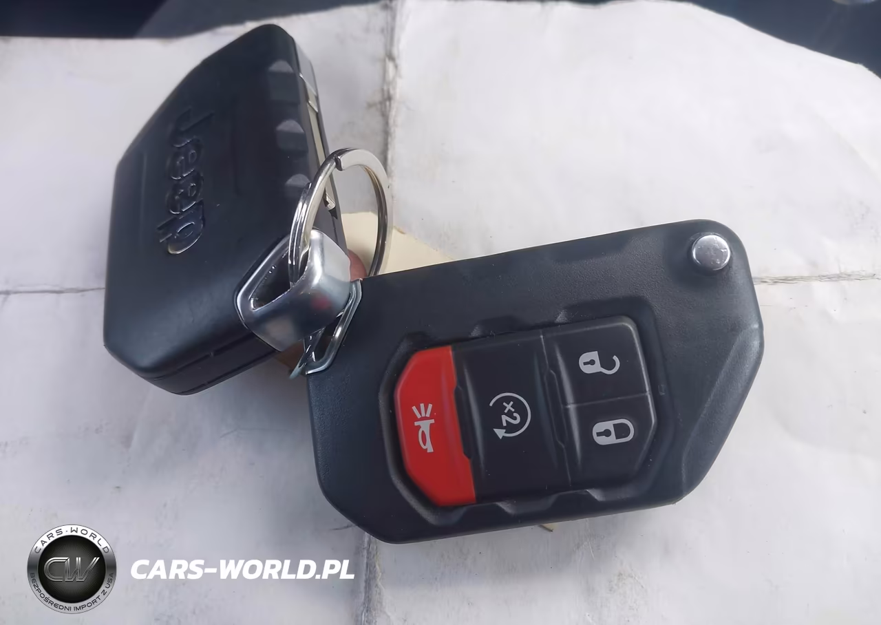 2022 Jeep Wrangler Unlimited High Altitude VIN:1C4HJXEGXNW129303 - 11