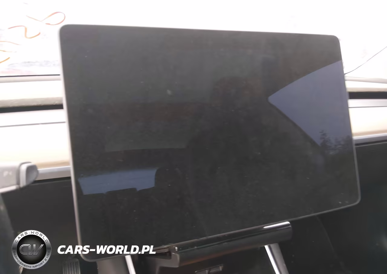 2018 Tesla Model 3 Long Range-Mid Range VIN:5YJ3E1EA2JF173558 - 17