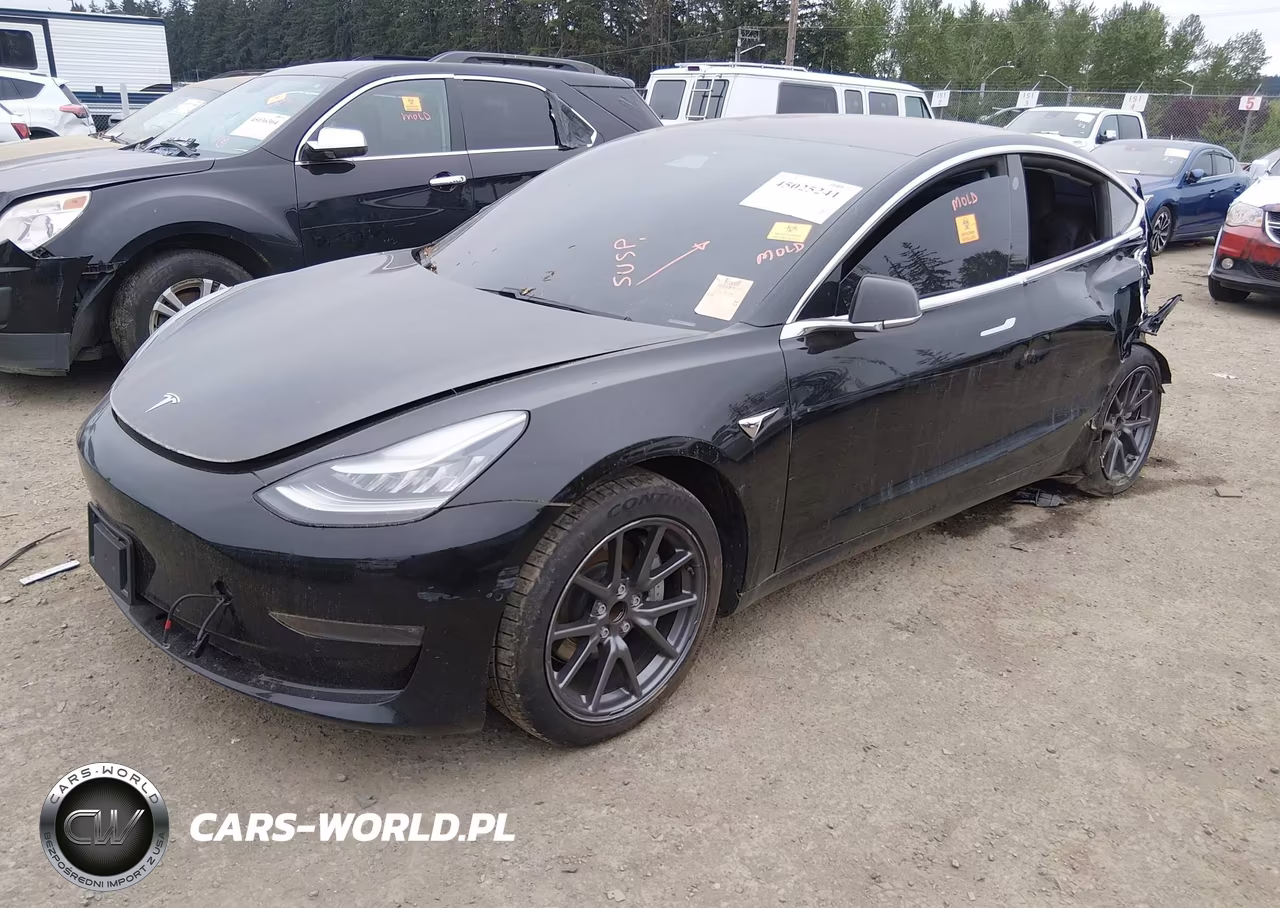 2018 Tesla Model 3 Long Range-Mid Range VIN:5YJ3E1EA2JF173558 - 2