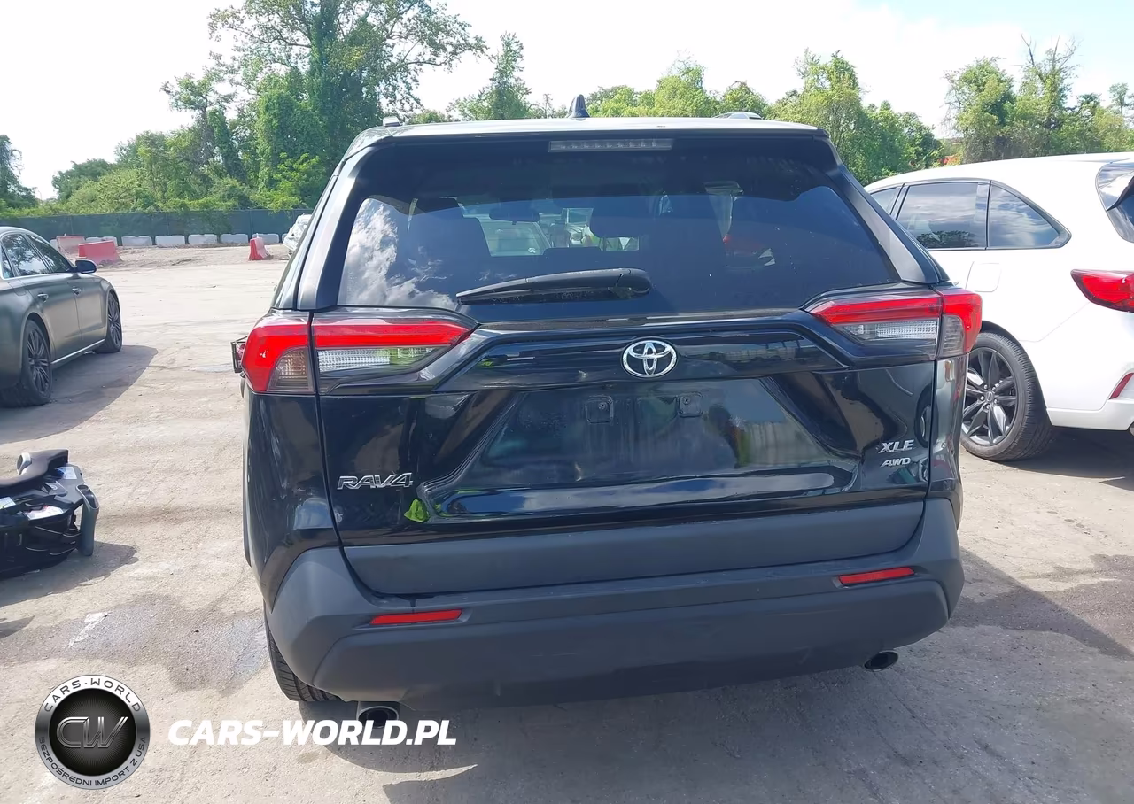 2021 Toyota Rav4 Xle VIN:2T3P1RFV7MW211443 - 16