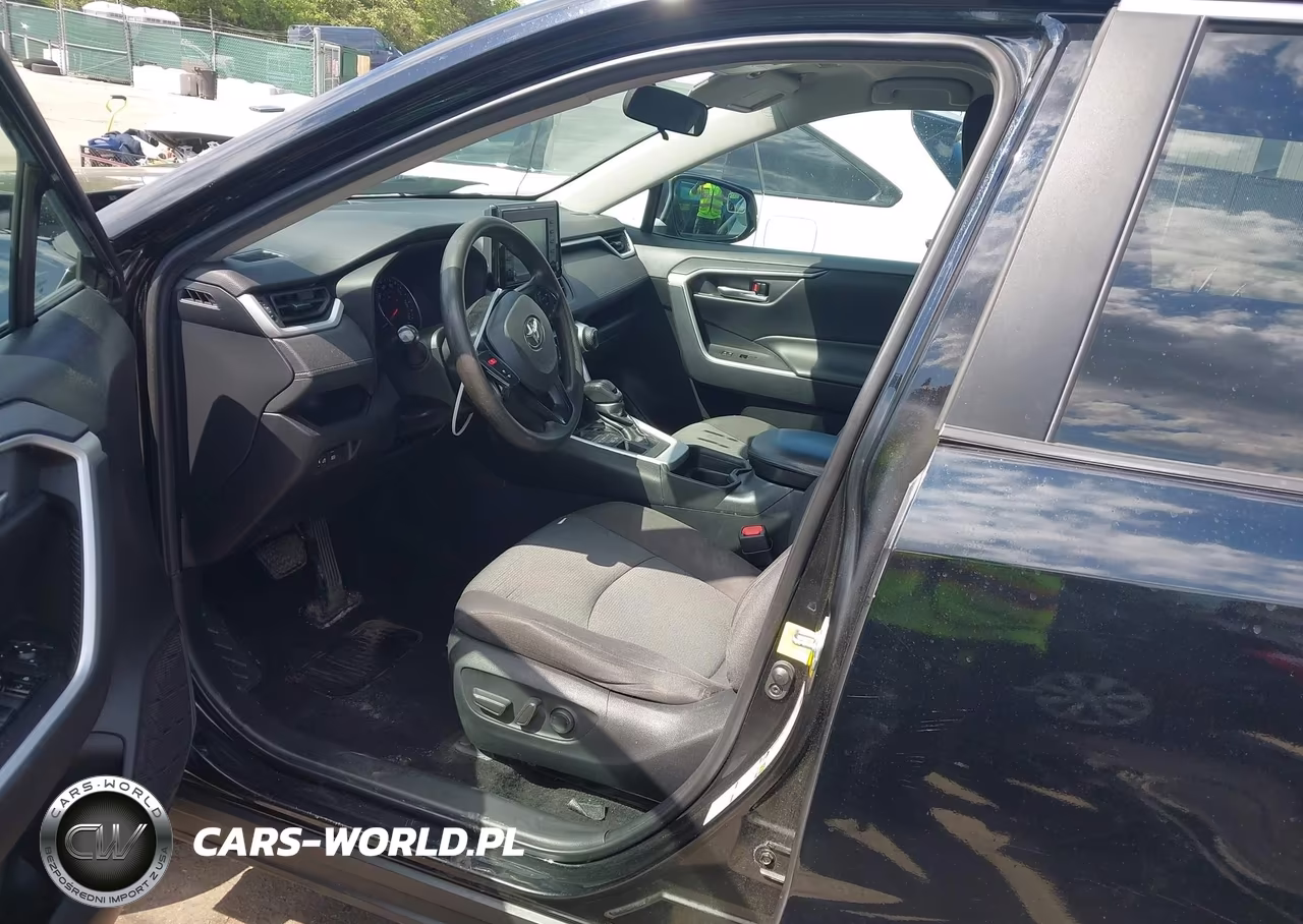 2021 Toyota Rav4 Xle VIN:2T3P1RFV7MW211443 - 5
