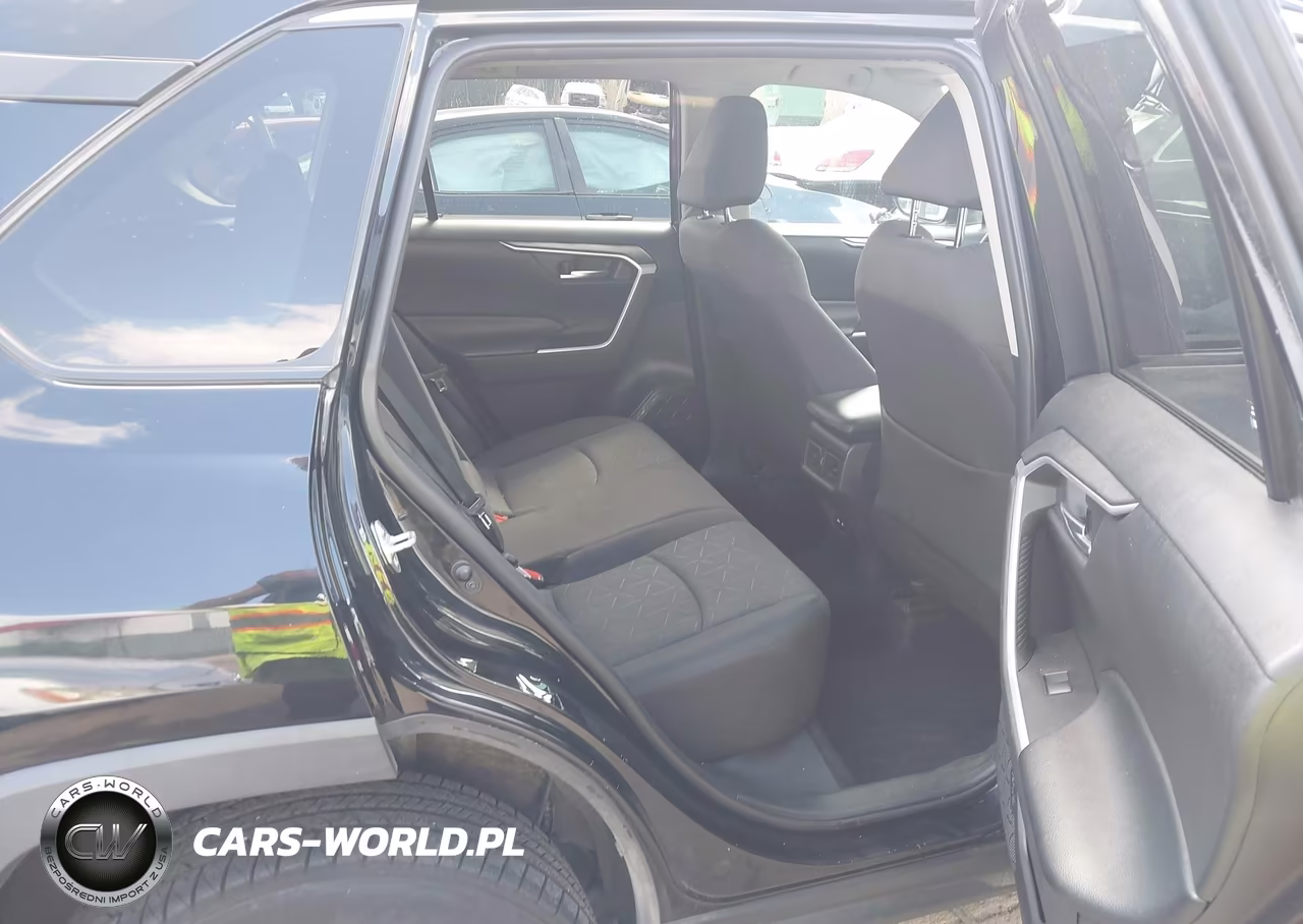 2021 Toyota Rav4 Xle VIN:2T3P1RFV7MW211443 - 8