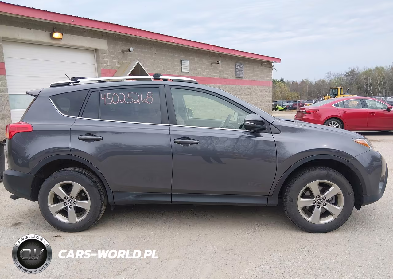 2015 Toyota Rav4 Xle VIN:JTMRFREV8FD121536 - 14