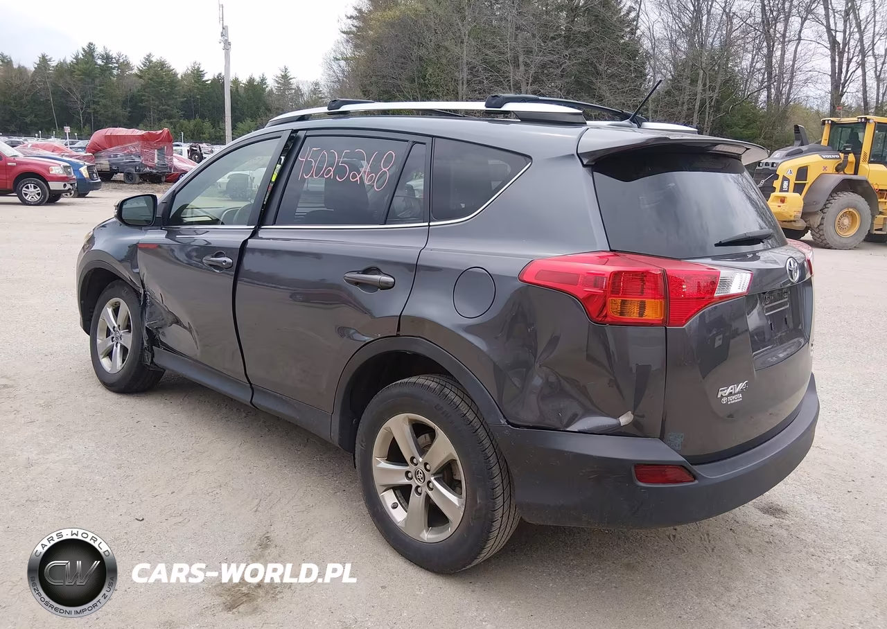 2015 Toyota Rav4 Xle VIN:JTMRFREV8FD121536 - 3