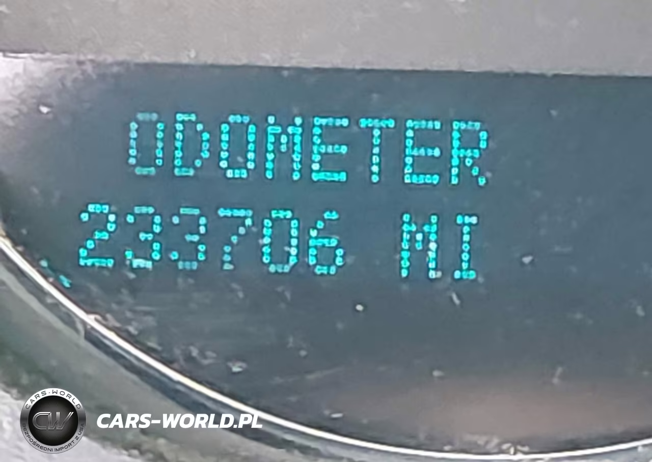 2009 Chevrolet Tahoe Ltz VIN:1GNFC33069R186772 - 16