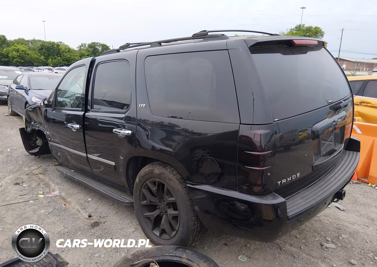 2009 Chevrolet Tahoe Ltz VIN:1GNFC33069R186772 - 3