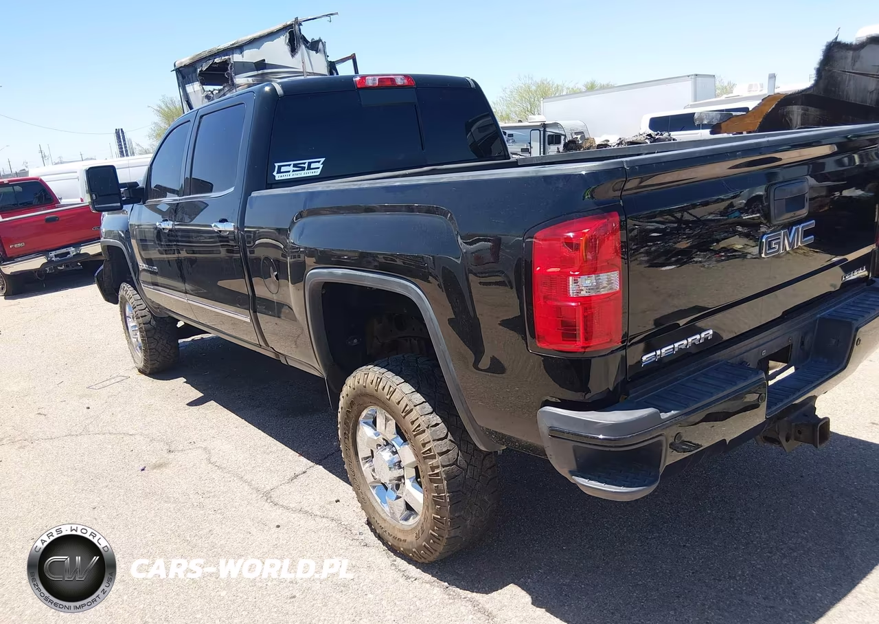 2017 GMC Sierra 2500Hd Denali VIN:1GT12UEY7HF169901 - 3