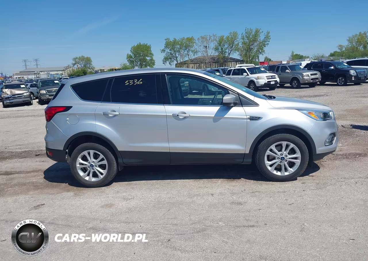 2019 Ford Escape Se VIN:1FMCU9GD4KUA59851 - 13