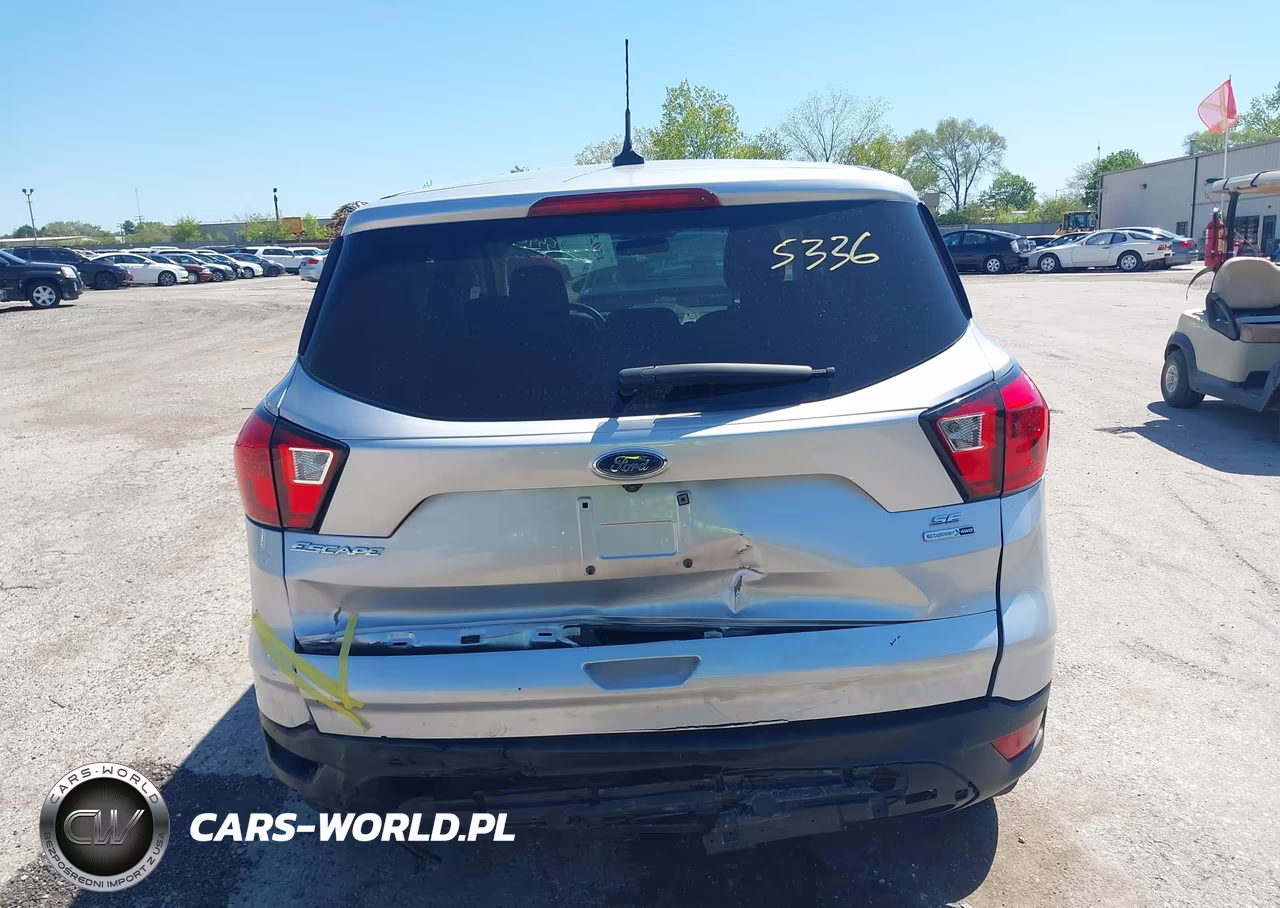 2019 Ford Escape Se VIN:1FMCU9GD4KUA59851 - 16