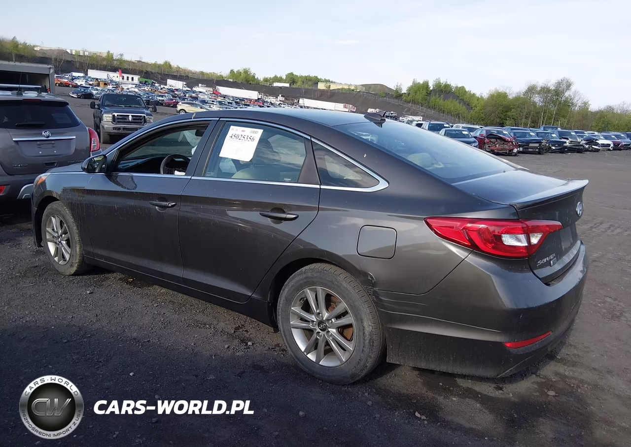 2017 Hyundai Sonata VIN:5NPE24AFXHH553361 - 3