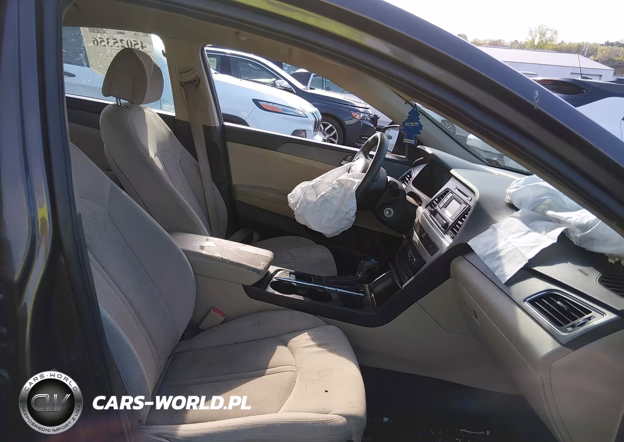 2017 Hyundai Sonata VIN:5NPE24AFXHH553361 - 5