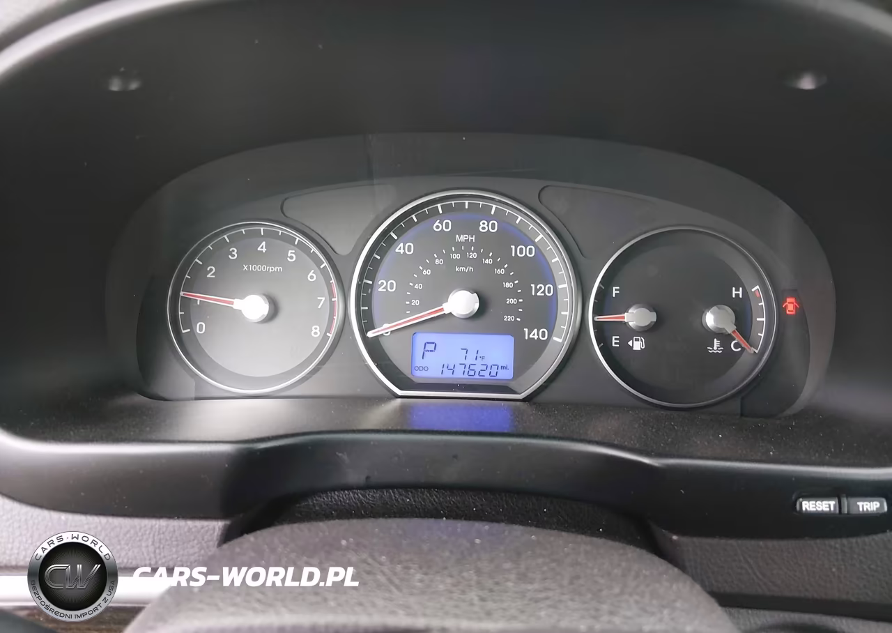 2012 Hyundai Santa Fe Gls VIN:5XYZGDAB7CG103375 - 7
