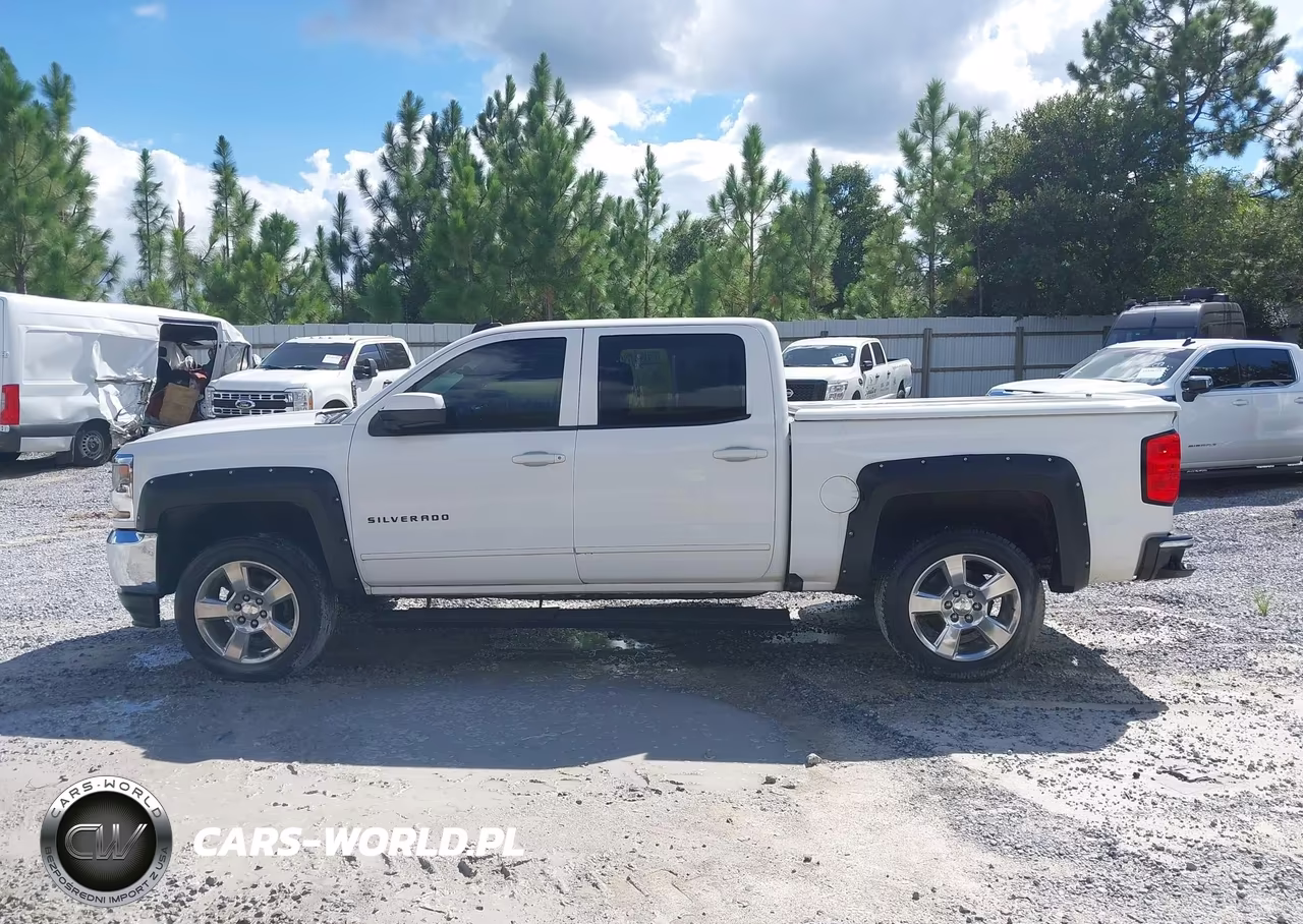 2018 Chevrolet Silverado 1500 1Lt VIN:3GCPCREC3JG241660 - 14