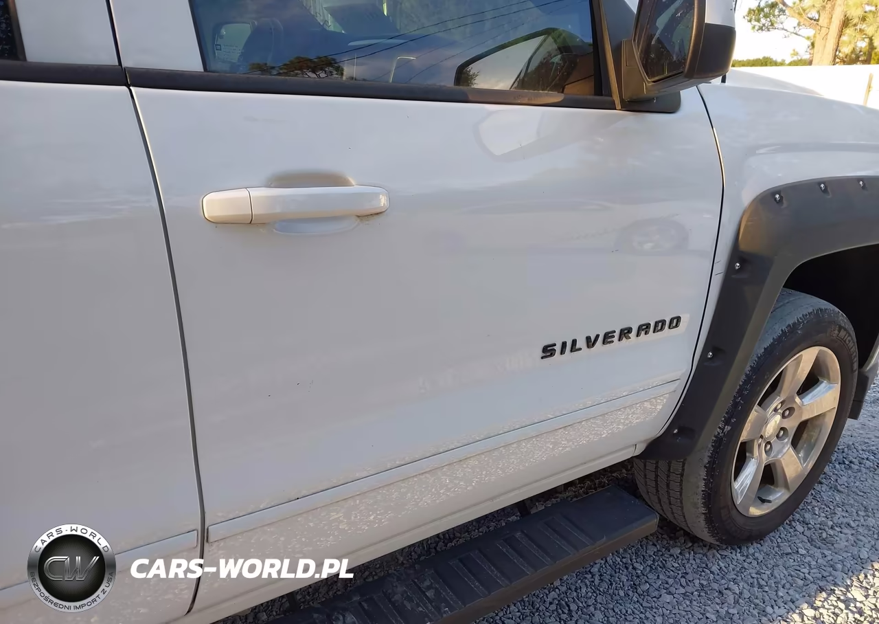 2018 Chevrolet Silverado 1500 1Lt VIN:3GCPCREC3JG241660 - 6
