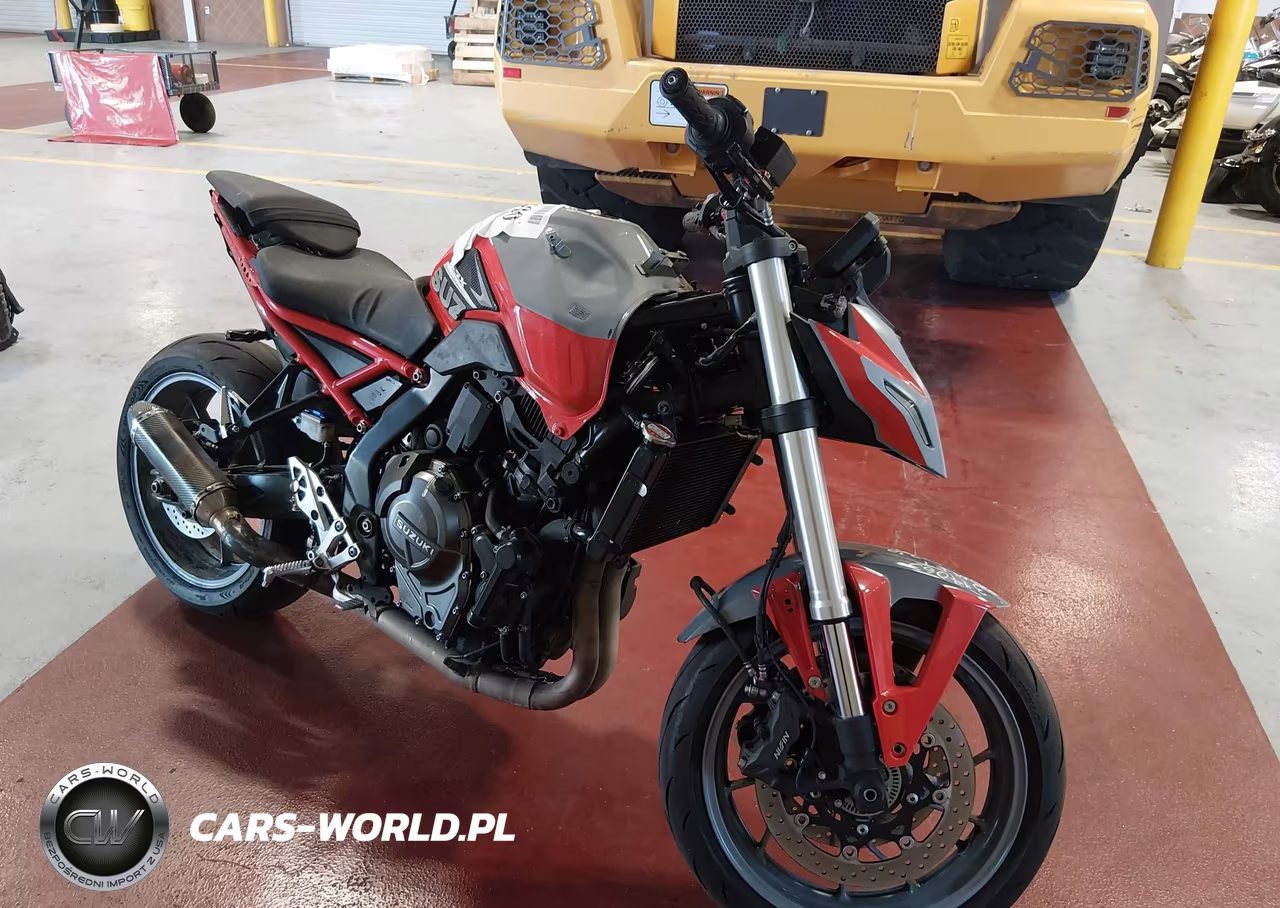 2024 Suzuki Gsx800 R – zdjęcie 1 z 13