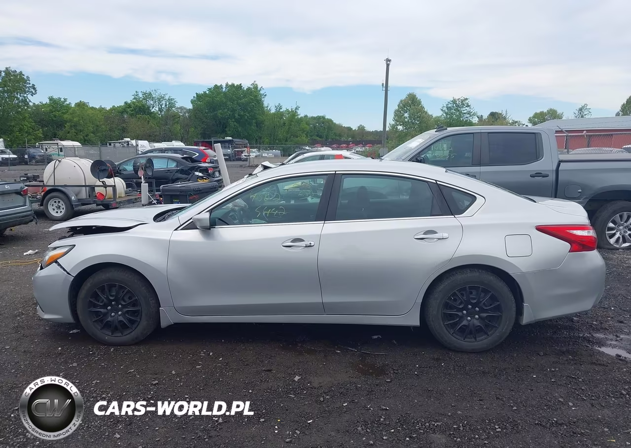 2017 Nissan Altima 2.5 S VIN:1N4AL3AP5HC494011 - 14