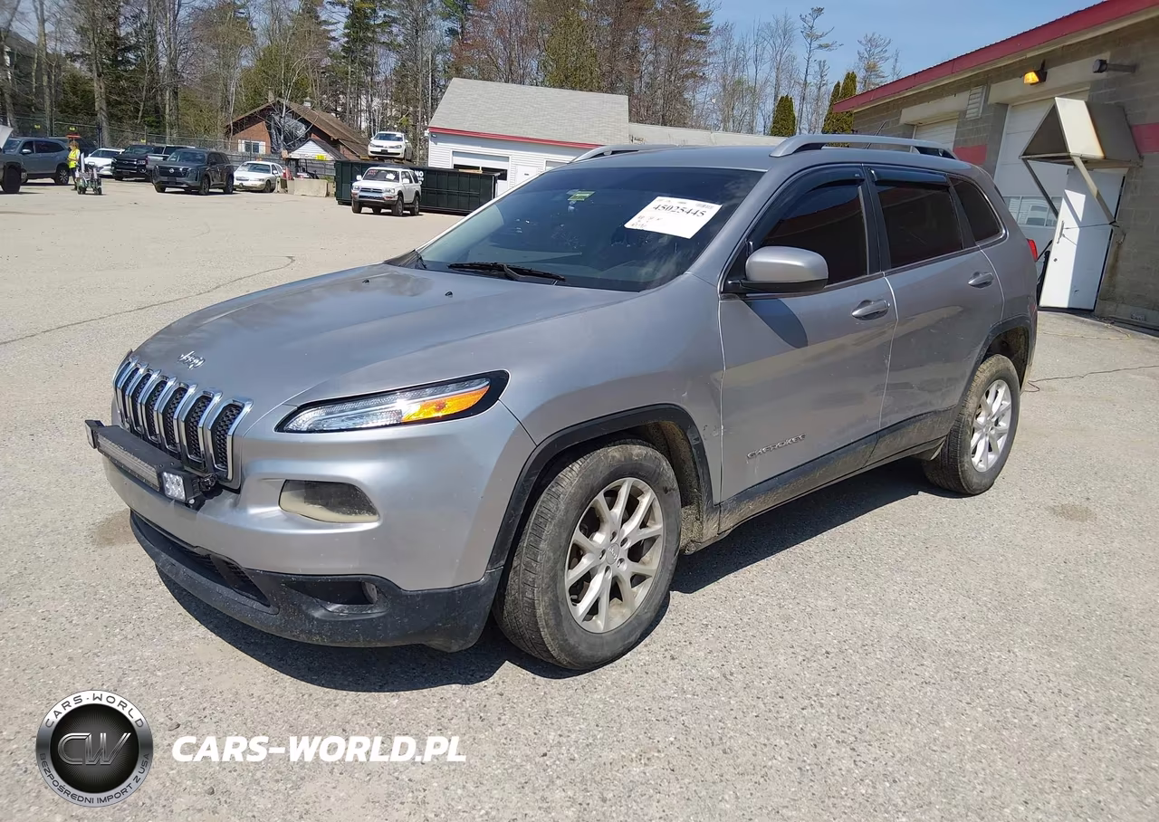 2015 Jeep Cherokee Latitude VIN:1C4PJMCBXFW745408 - 2