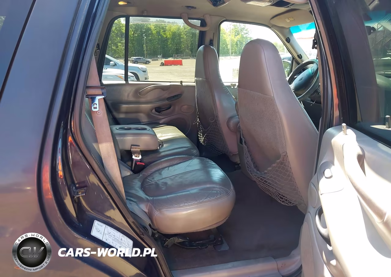 1999 Ford Expedition Eddie Bauer-Xlt VIN:1FMRU17L1XLC48327 - 8