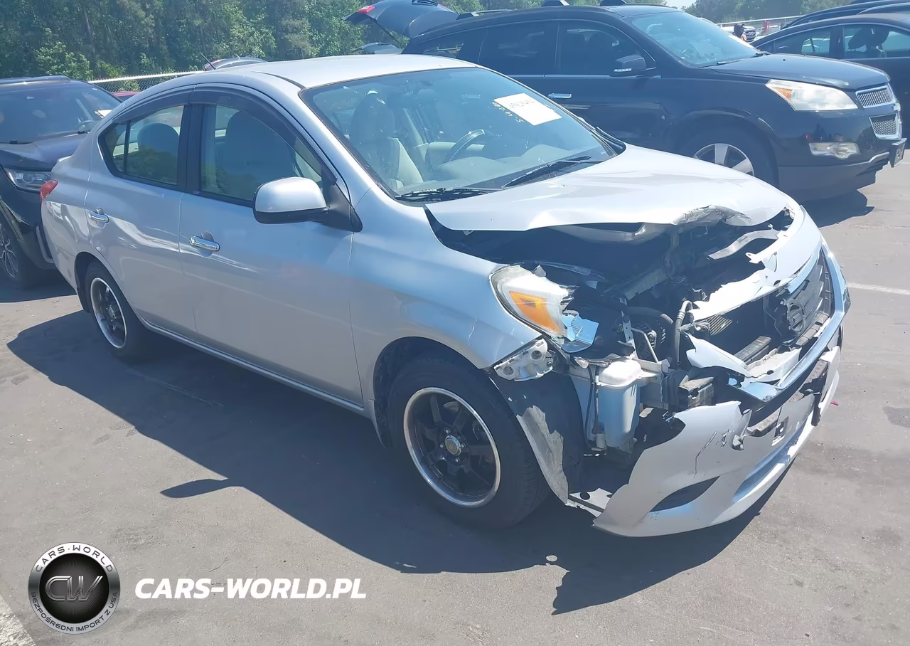 2012 Nissan Versa 1.6 Sv