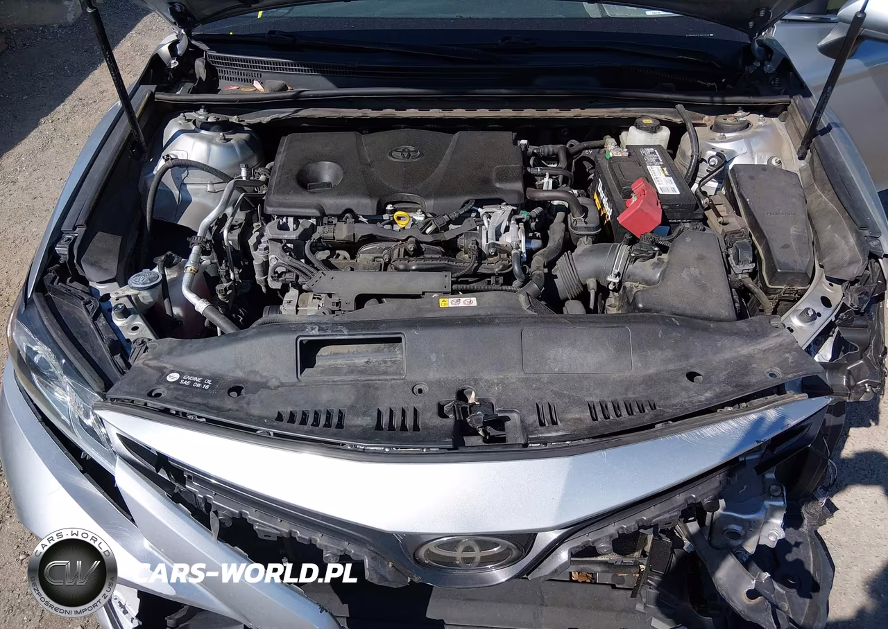2018 Toyota Camry Le VIN:JTNB11HK4J3020734 - 10