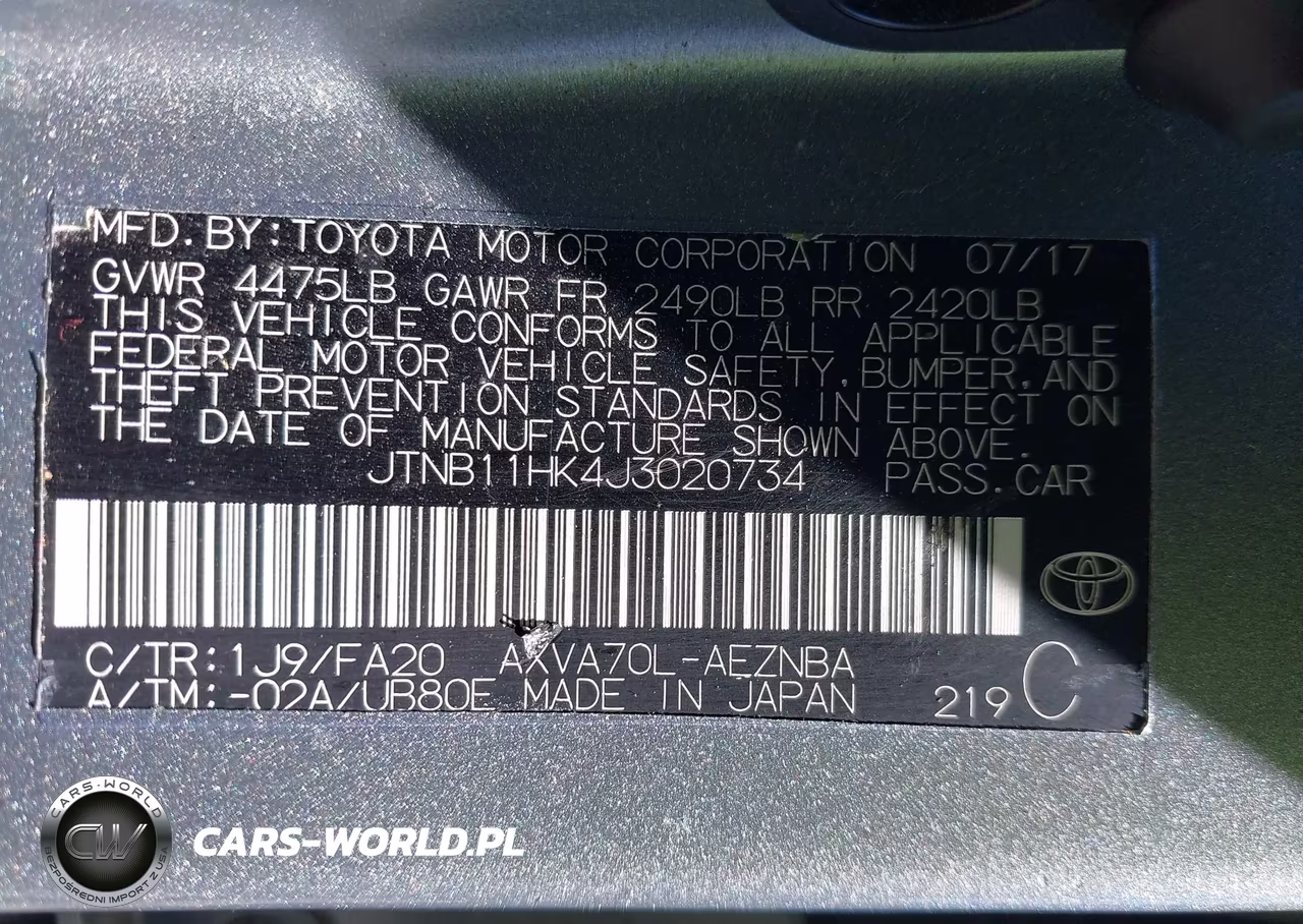 2018 Toyota Camry Le VIN:JTNB11HK4J3020734 - 9